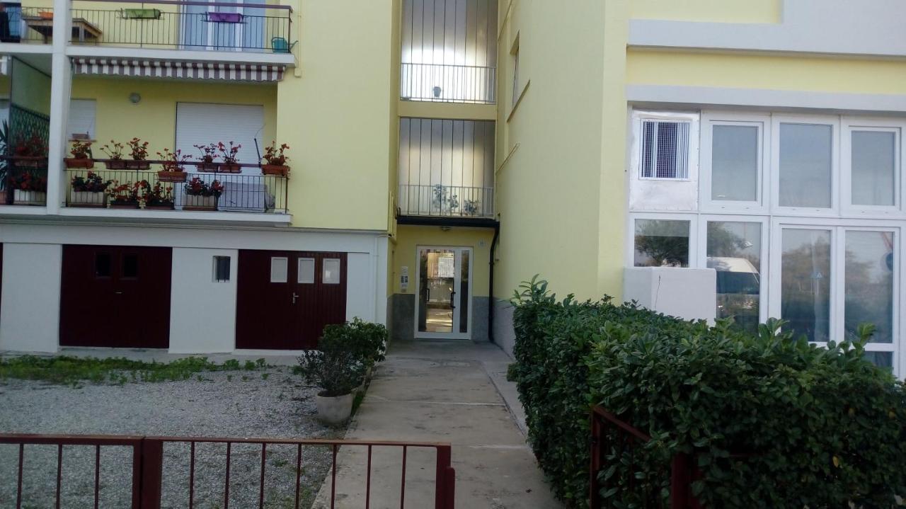 Appartamento Perco Riva Foscolo Γκράντο Εξωτερικό φωτογραφία